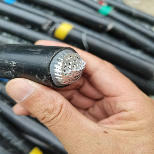 成都市富順縣注塑（sù）機設備（bèi）回收電（diàn）話13981937861，尼日利亞東北部發生嚴重車禍致25人死亡